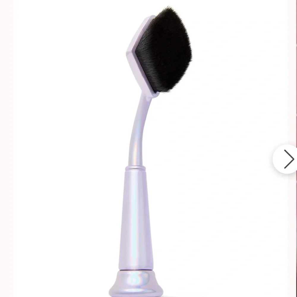 Tarte Cosmetics Makeup Brushes: The Buffer Brush & Blur Concealer Brush